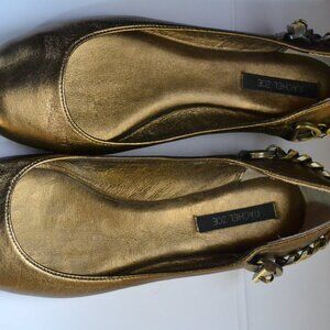 Gold Pumps